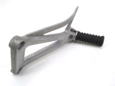 Platine et repose pieds arriere gauche