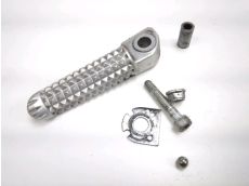 Repose pieds arriere gauche