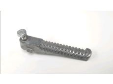 Repose pieds arriere droit