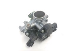 Corps d'injection droit