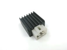 Regulateur de tension