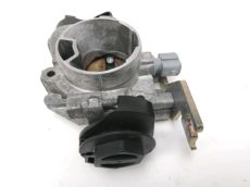 Corps d'injection droit