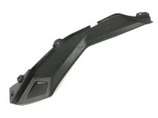 Cache lateral gauche