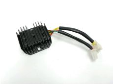 Regulateur de tension