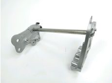 Axe de bras oscillant