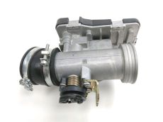 Corps d'injection droit