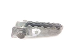 Repose pieds arriere droit