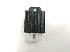 Regulateur de tension