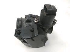 Corps d'injection gauche