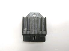 Regulateur de tension