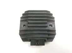 Regulateur de tension