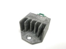 Regulateur de tension