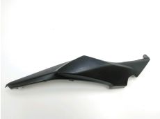 Carenage arriere droit