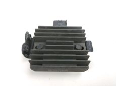Regulateur de tension
