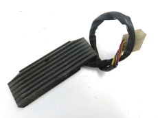 Regulateur de tension