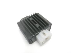 Regulateur de tension