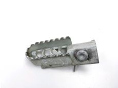 Repose pieds avant droit