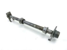 Axe de roue arriere
