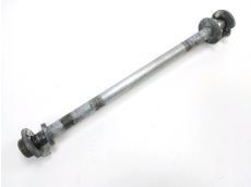 Axe de roue arriere