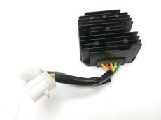 Regulateur de tension