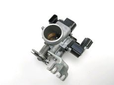 Corps d'injection droit