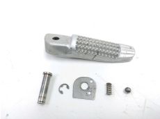 Repose pieds arriere droit