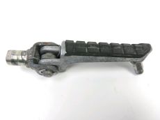 Repose pieds avant droit