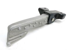 Repose pieds arriere droit