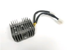 Regulateur de tension