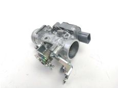 Corps d'injection droit