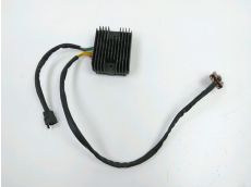 Regulateur de tension