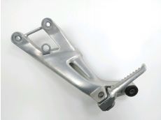 Platine et repose pieds arriere gauche