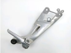 Platine et repose pieds arriere droit