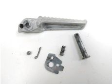 Repose pieds arriere droit