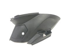 Cache lateral gauche