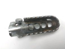 Repose pieds avant droit