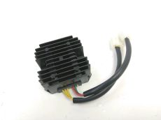 Regulateur de tension