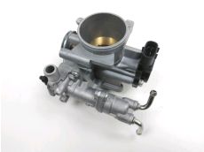 Corps d'injection droit