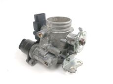 Corps d'injection droit