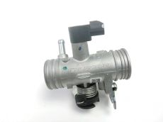 Corps d'injection droit