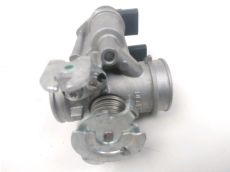 Corps d'injection droit