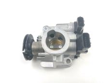 Corps d'injection droit