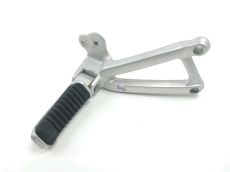 Platine et repose pieds arriere droit