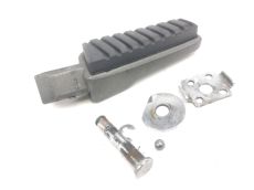 Repose pieds arriere droit