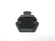 Regulateur de tension