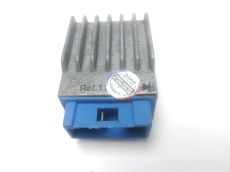 Regulateur de tension