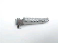 Repose pieds arriere droit