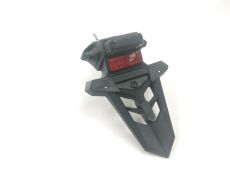 Support de plaque et eclairage