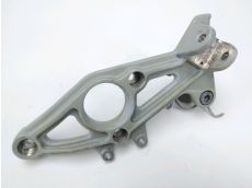 Platine avant droite