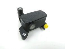 Maitre cylindre frein av complet